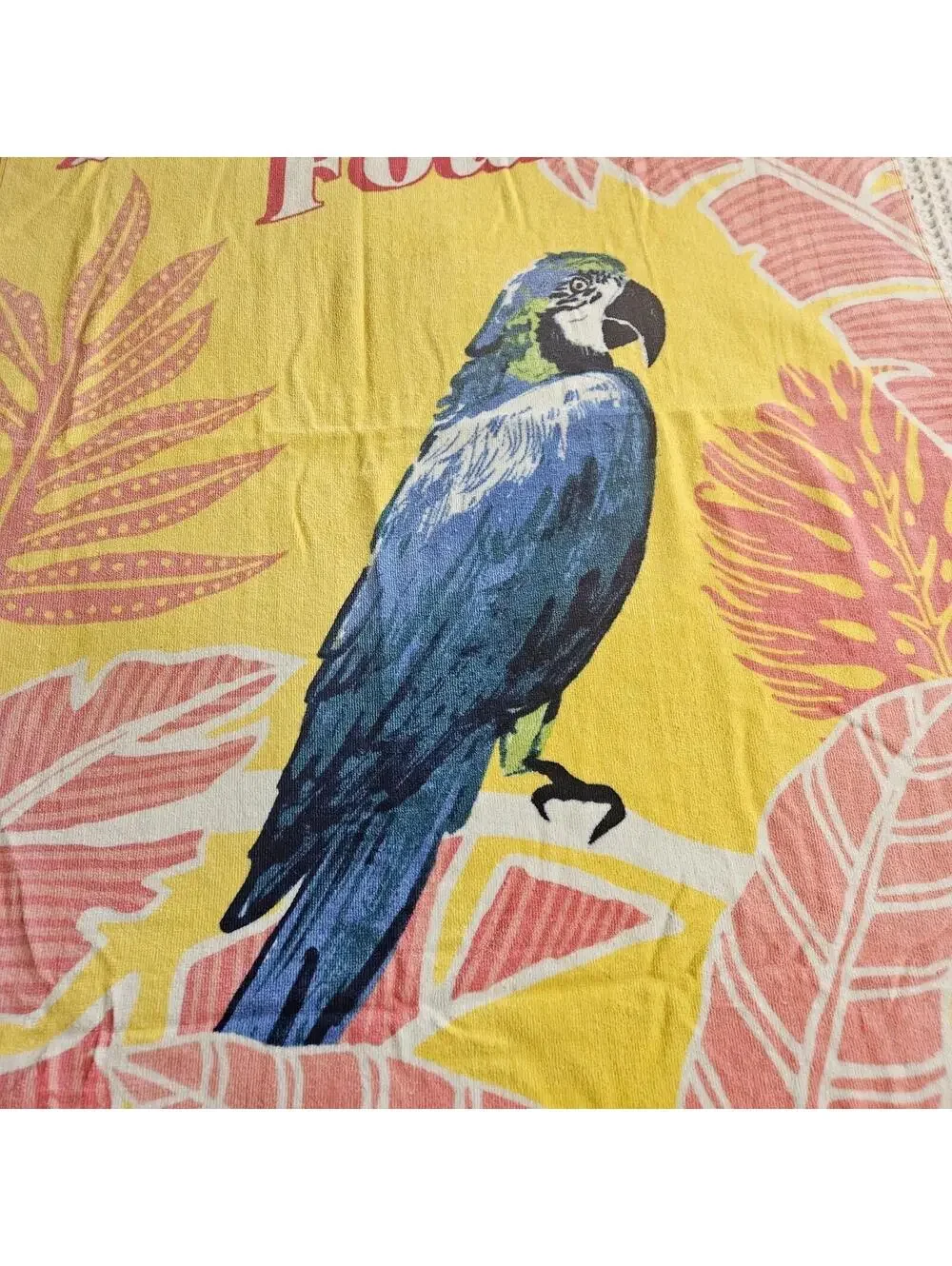 New Outdoor Oasis Parrot Beach Towel, Parrot-dise Found 30